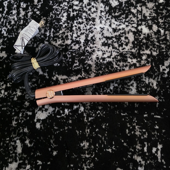 Hair Fetish Hedonist 1.25" Flat Iron with Japanese Tourmaline Plates Fire Opal - Picture 5 of 11